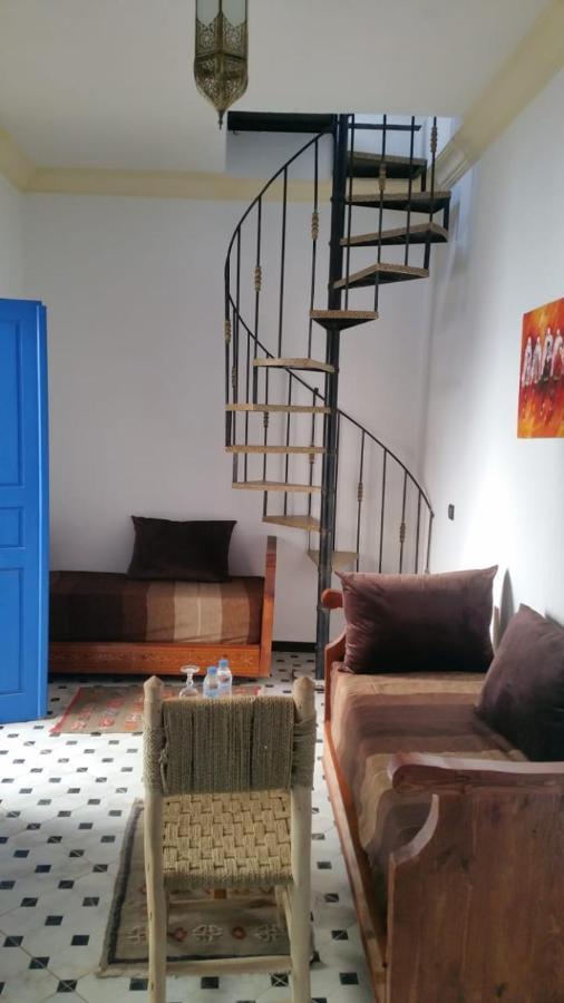 Riad Zawia As-Sawíra Exteriér fotografie