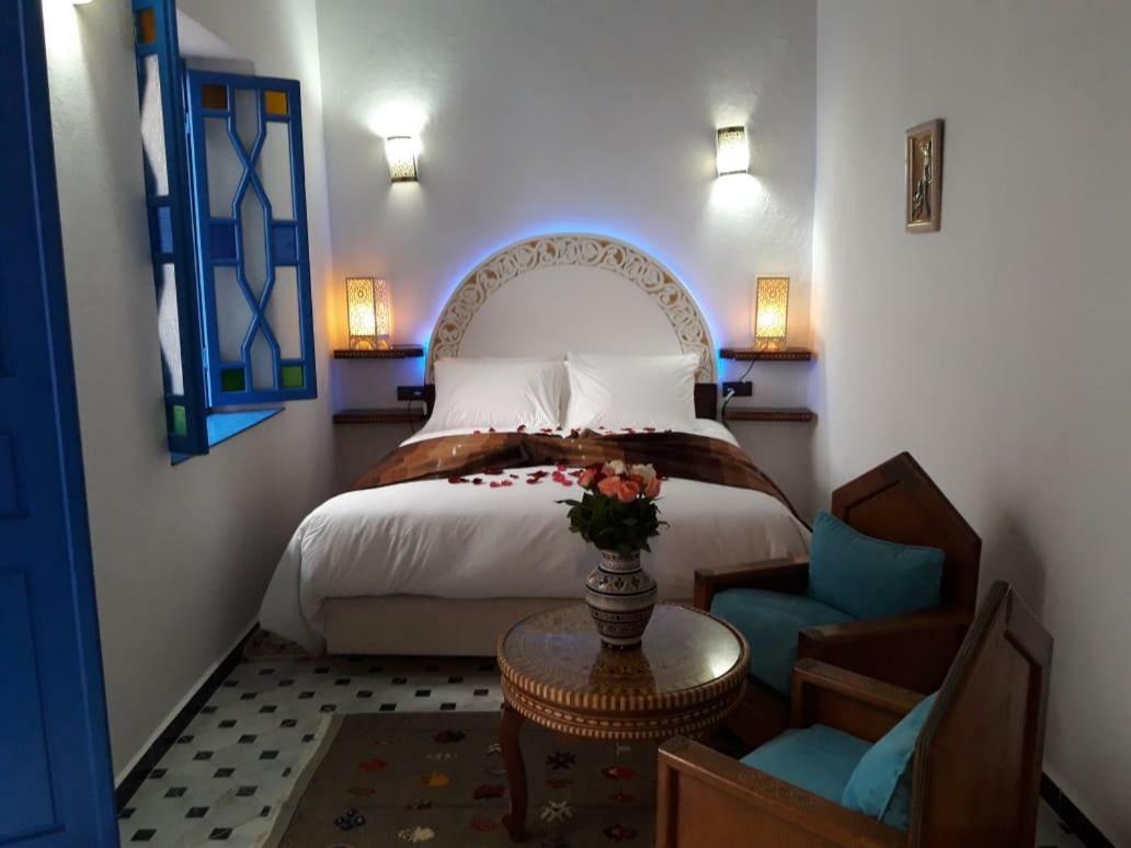 Riad Zawia As-Sawíra Exteriér fotografie