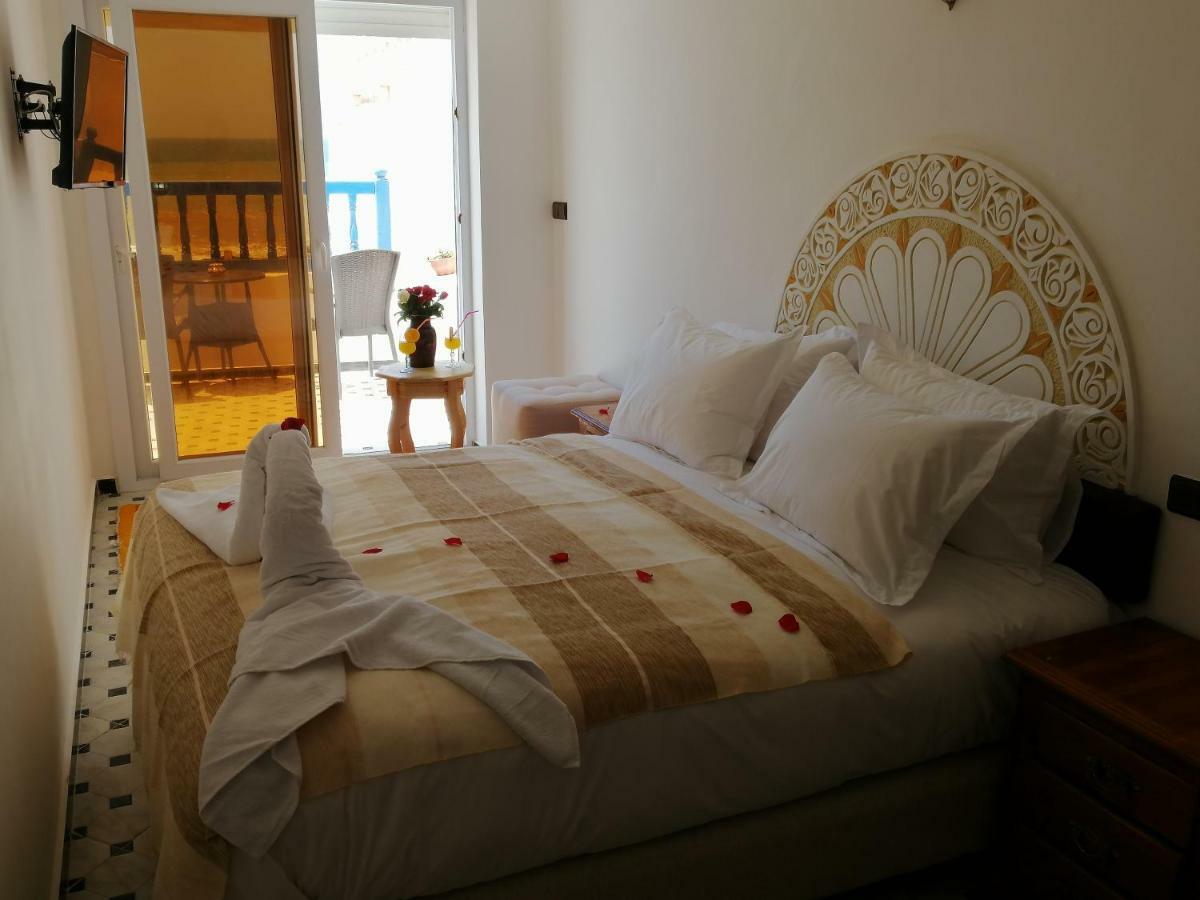 Riad Zawia As-Sawíra Exteriér fotografie