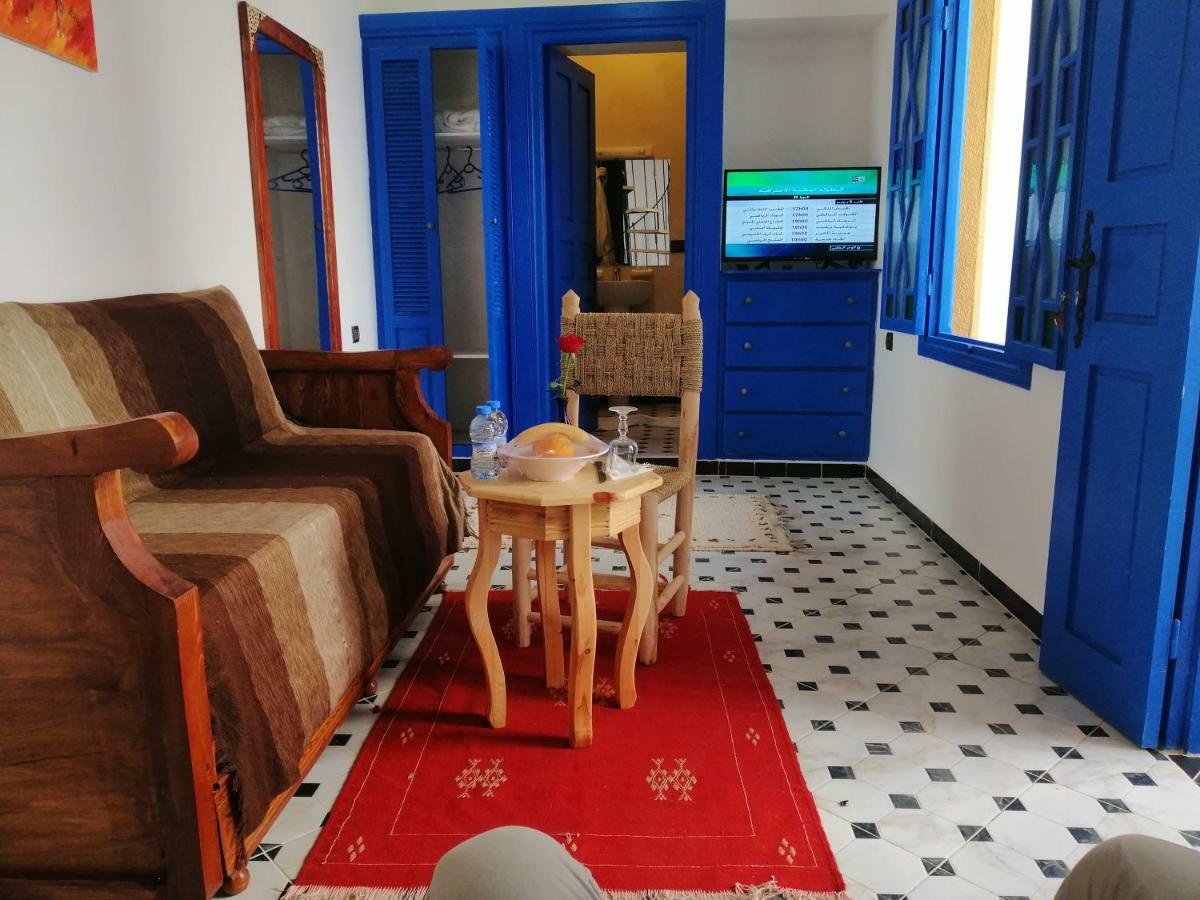 Riad Zawia As-Sawíra Exteriér fotografie