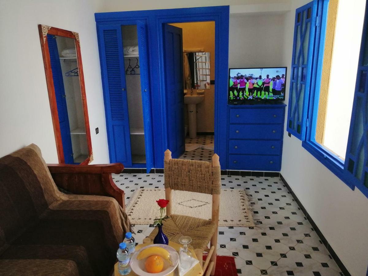 Riad Zawia As-Sawíra Exteriér fotografie