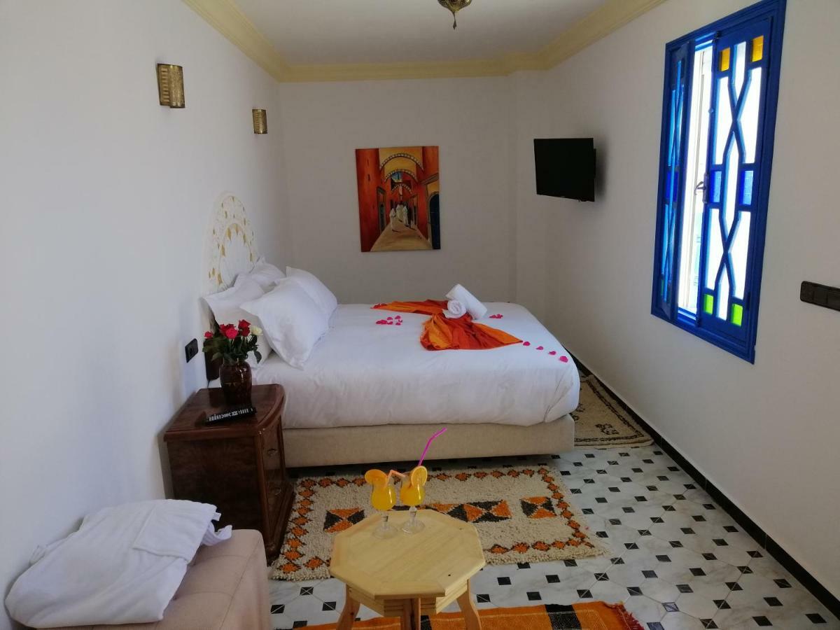 Riad Zawia As-Sawíra Exteriér fotografie